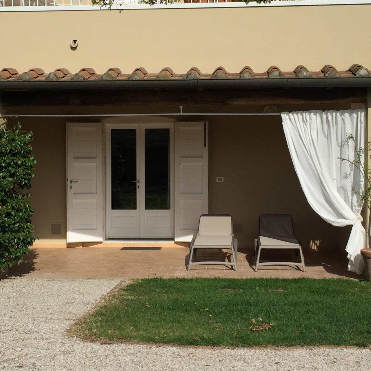 Aparthotel Relais Le Fornacelle Castagneto Carducci Exterior foto